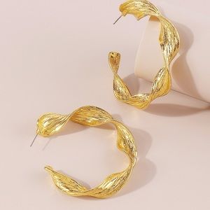 Geometric Twist Gold Hoop Earrings - NWT